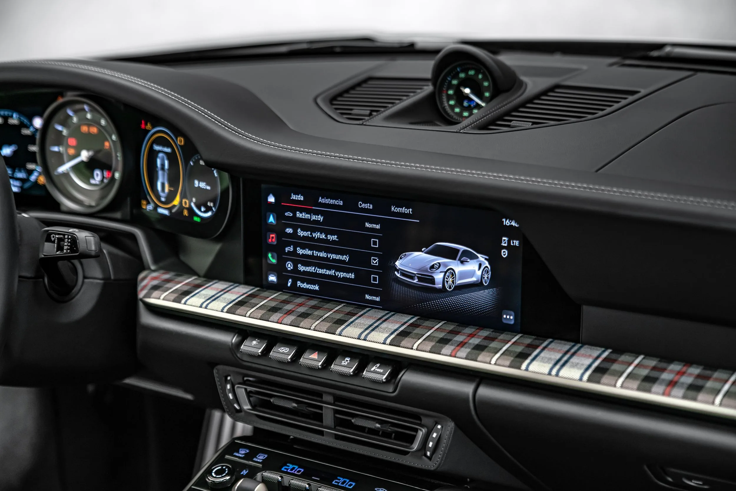 2025 Porsche 911 Turbo 50 Years, 18/30