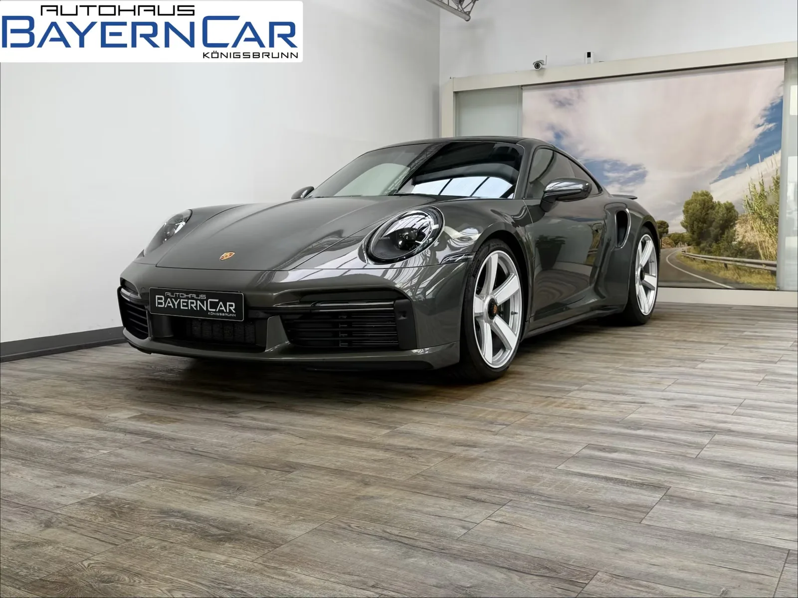 2025 Porsche 911 Turbo 50 Years angeboten von einem Fachhändler in Königsbrunn, Deutschland, Hauptfoto
