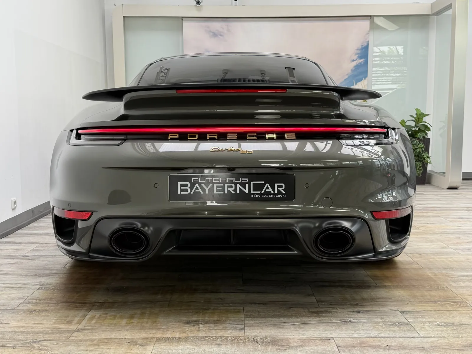 2025 Porsche 911 Turbo 50 Years, 5/30