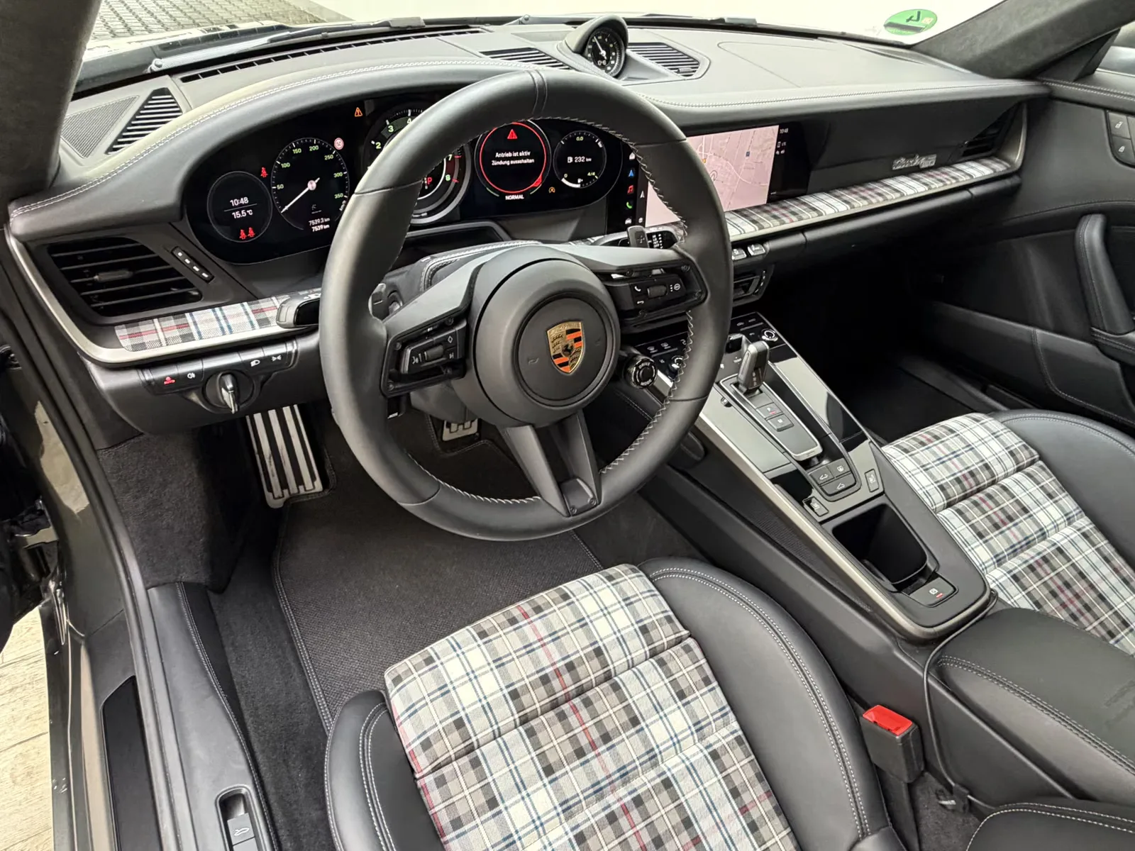 2025 Porsche 911 Turbo 50 Years, 8/30