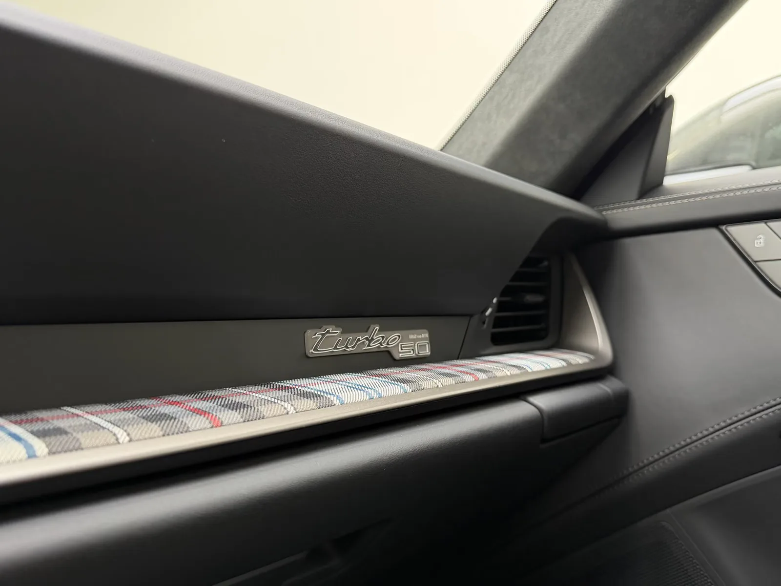2025 Porsche 911 Turbo 50 Years, 12/30