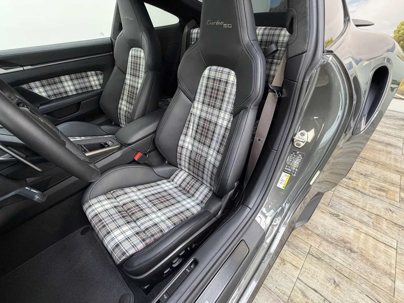 2025 Porsche 911 Turbo 50 Years, 16/30