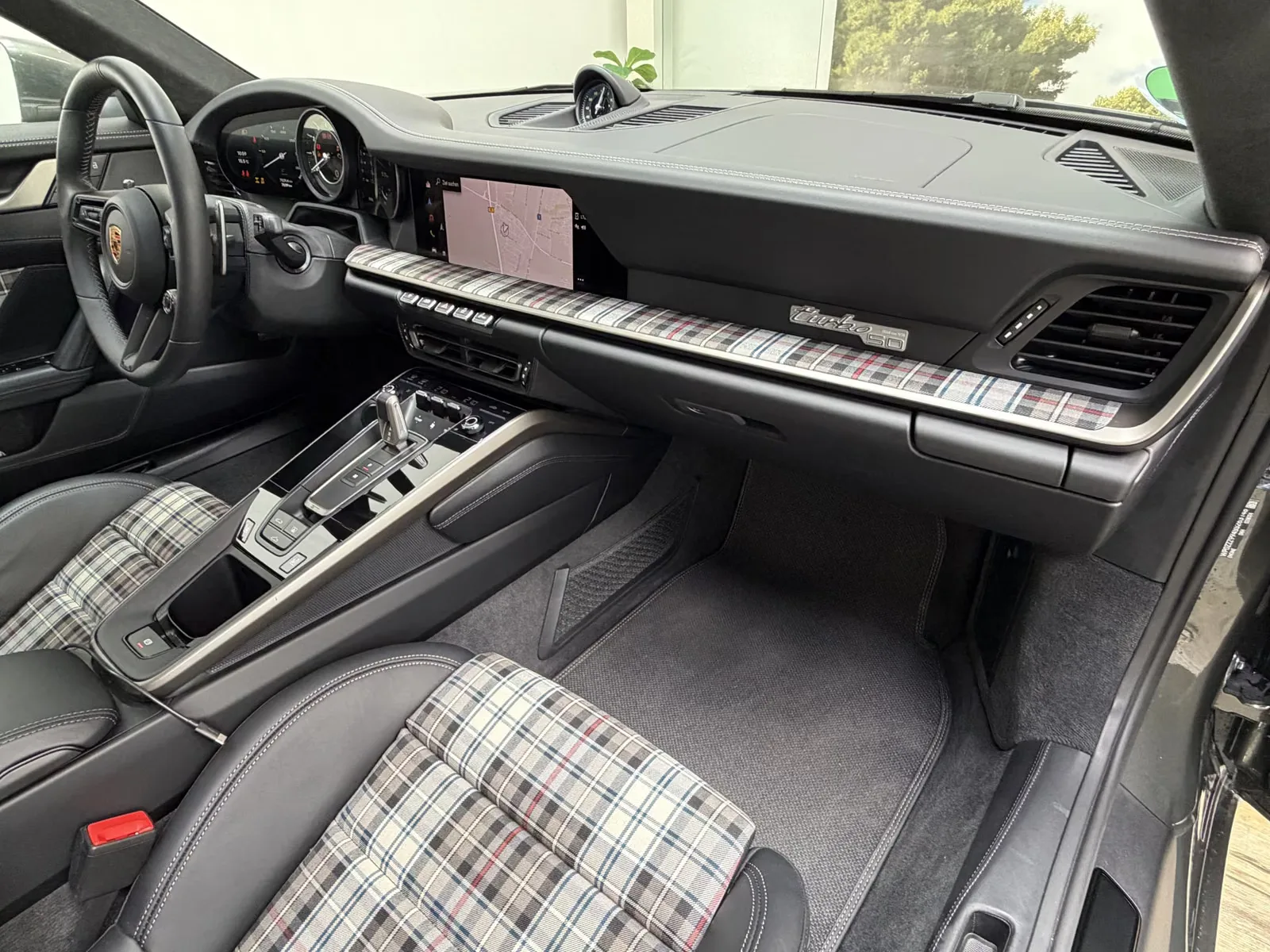 2025 Porsche 911 Turbo 50 Years, 21/30