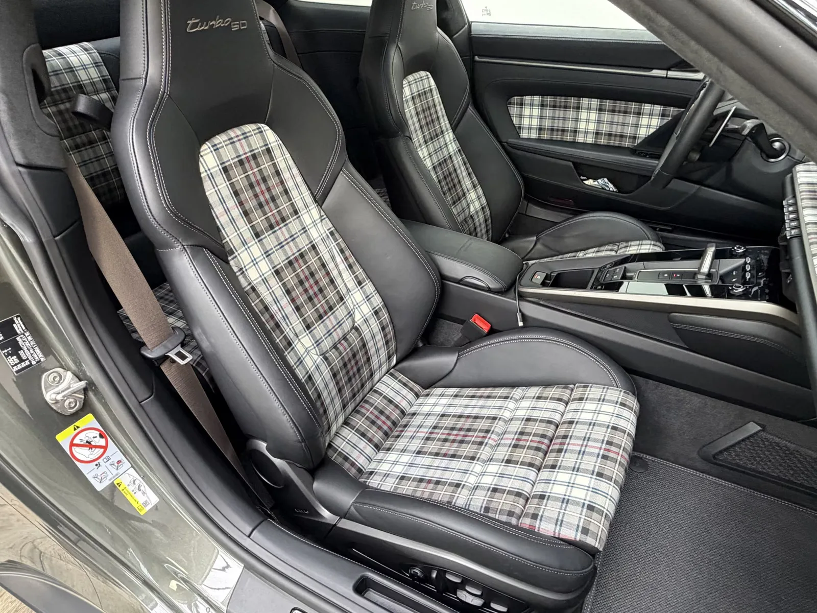 2025 Porsche 911 Turbo 50 Years, 26/30