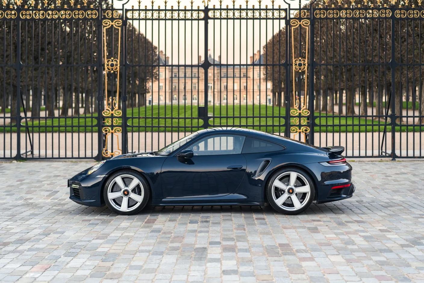 2025 Porsche 911 Turbo 50 Years, 2/30