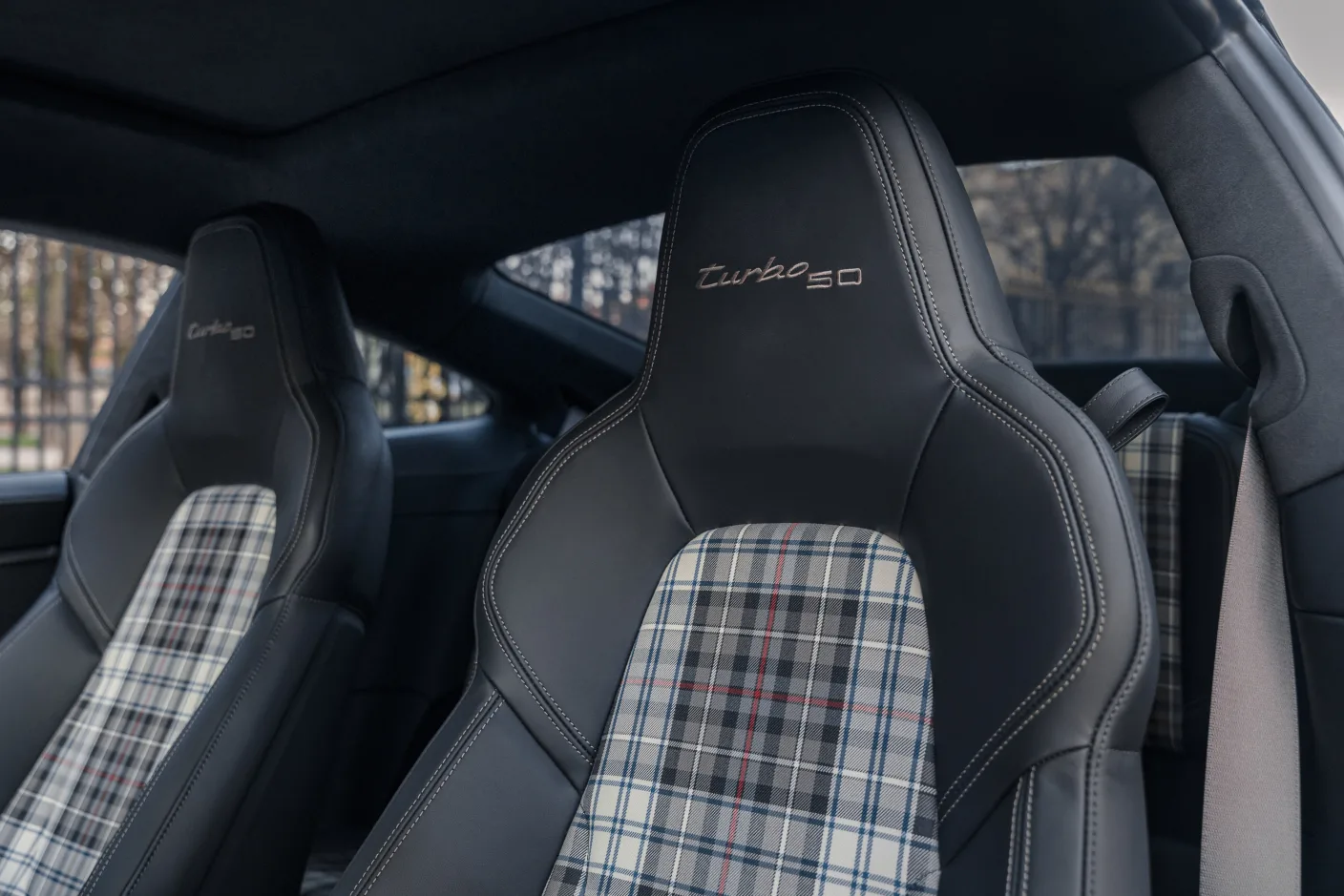 2025 Porsche 911 Turbo 50 Years, 11/30