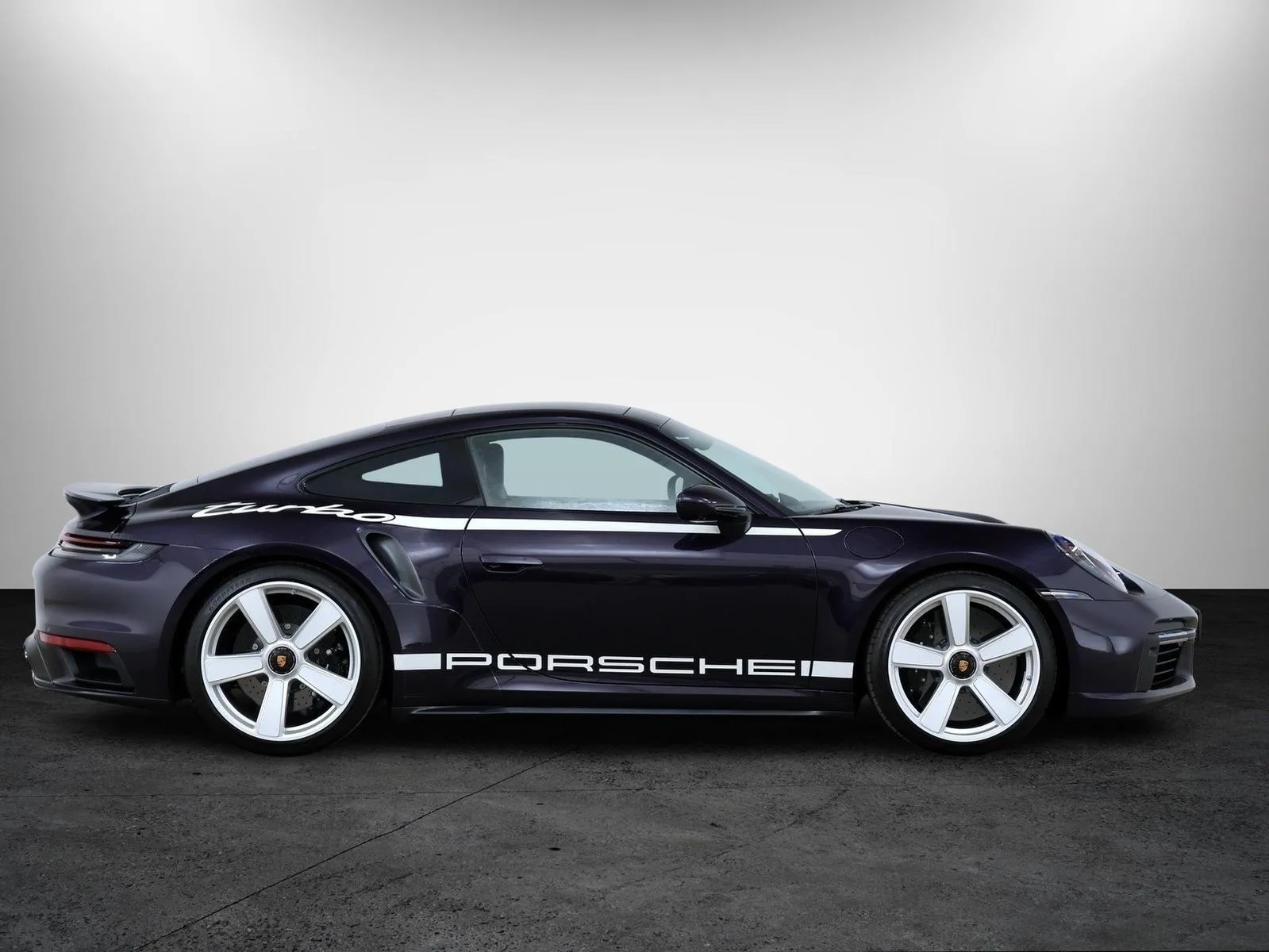 2025 Porsche 911 Turbo 50 Years, 8/30
