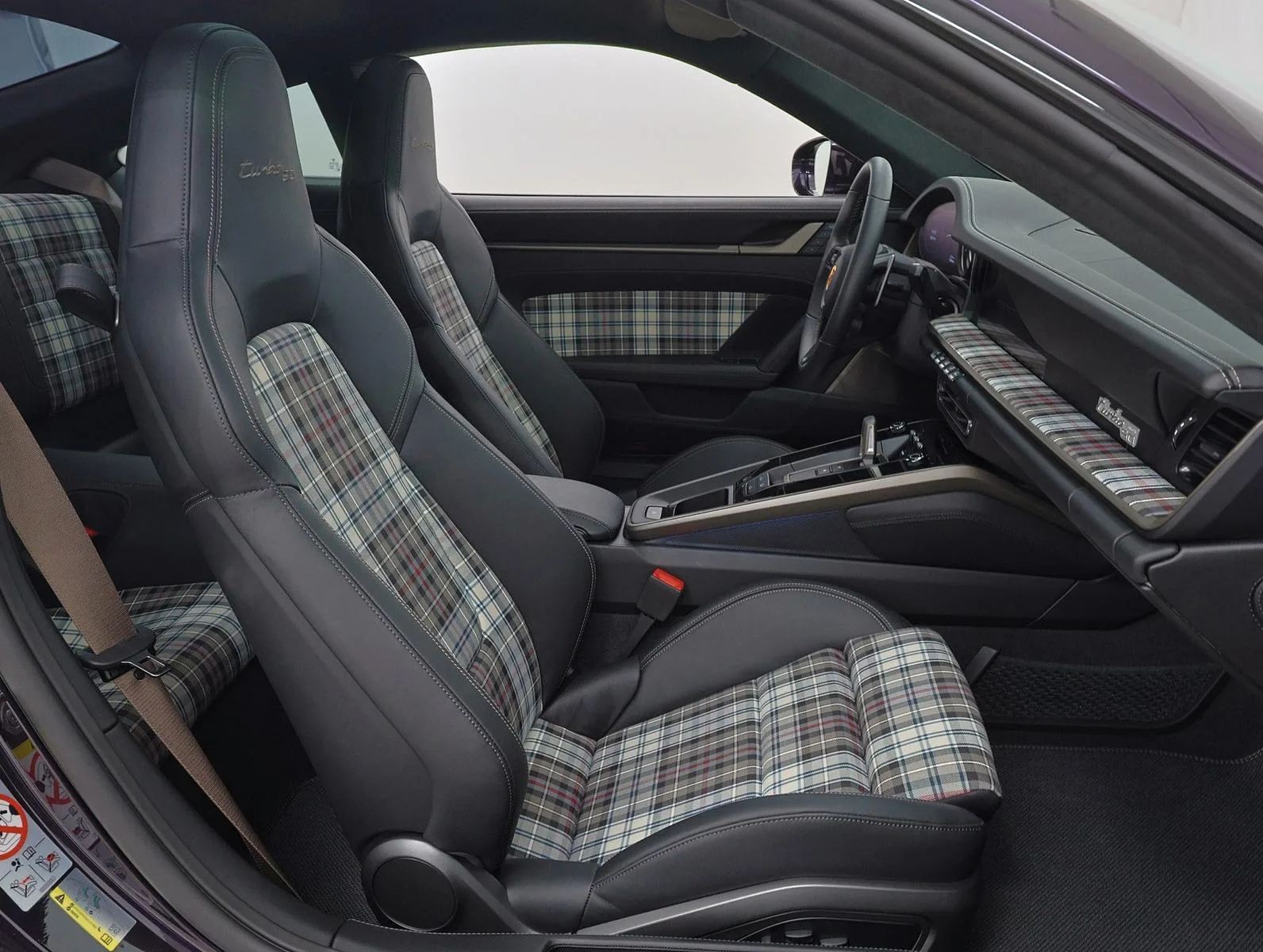2025 Porsche 911 Turbo 50 Years, 25/30