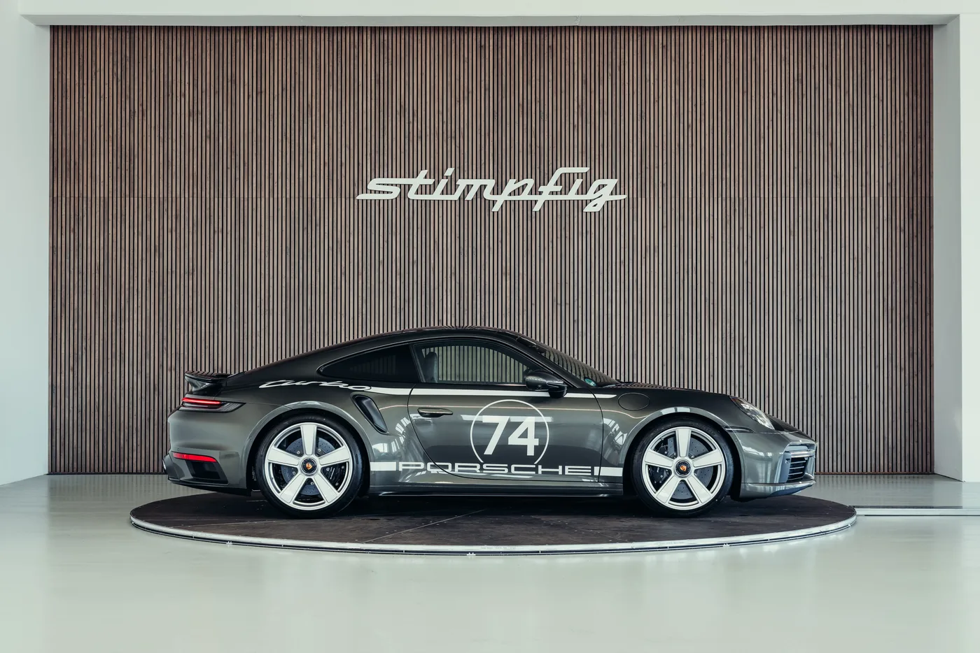 2025 Porsche 911 Turbo offered by a collector car specialist in Stuttgart, Germany, photo 6 of 25