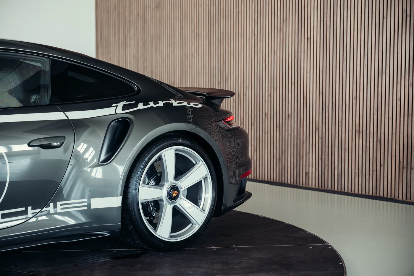 2025 Porsche 911 Turbo offered by a collector car specialist in Stuttgart, Germany, photo 12 of 25
