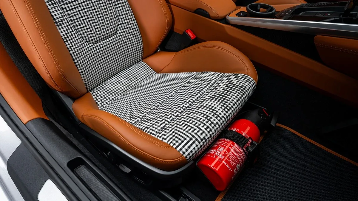2025 Porsche 911 Turbo angeboten von einem Fachhändler in Dubai, Vereinigte Arabische Emirate, Foto 20 von 25
