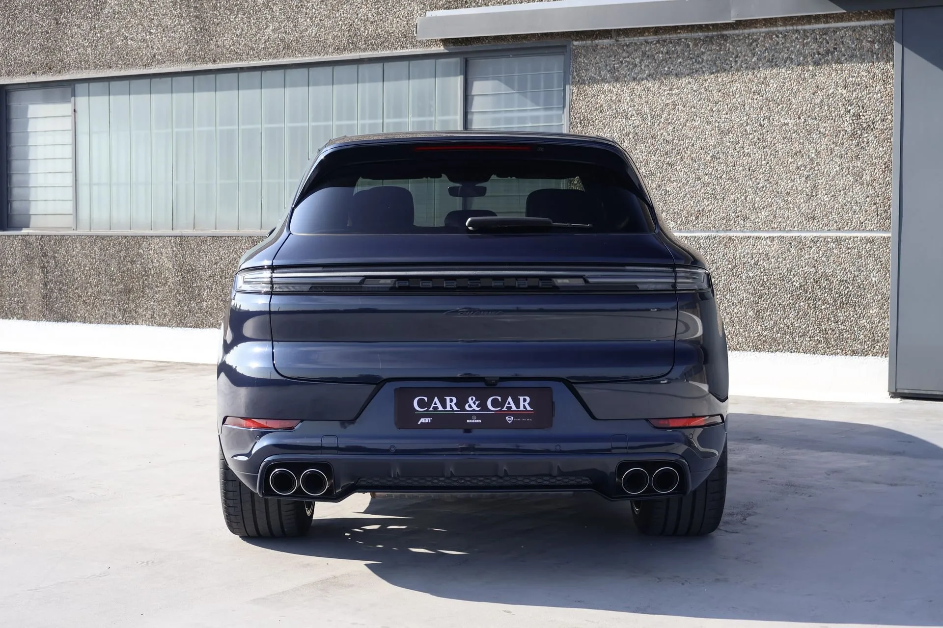 2025 Porsche Cayenne, 3/17