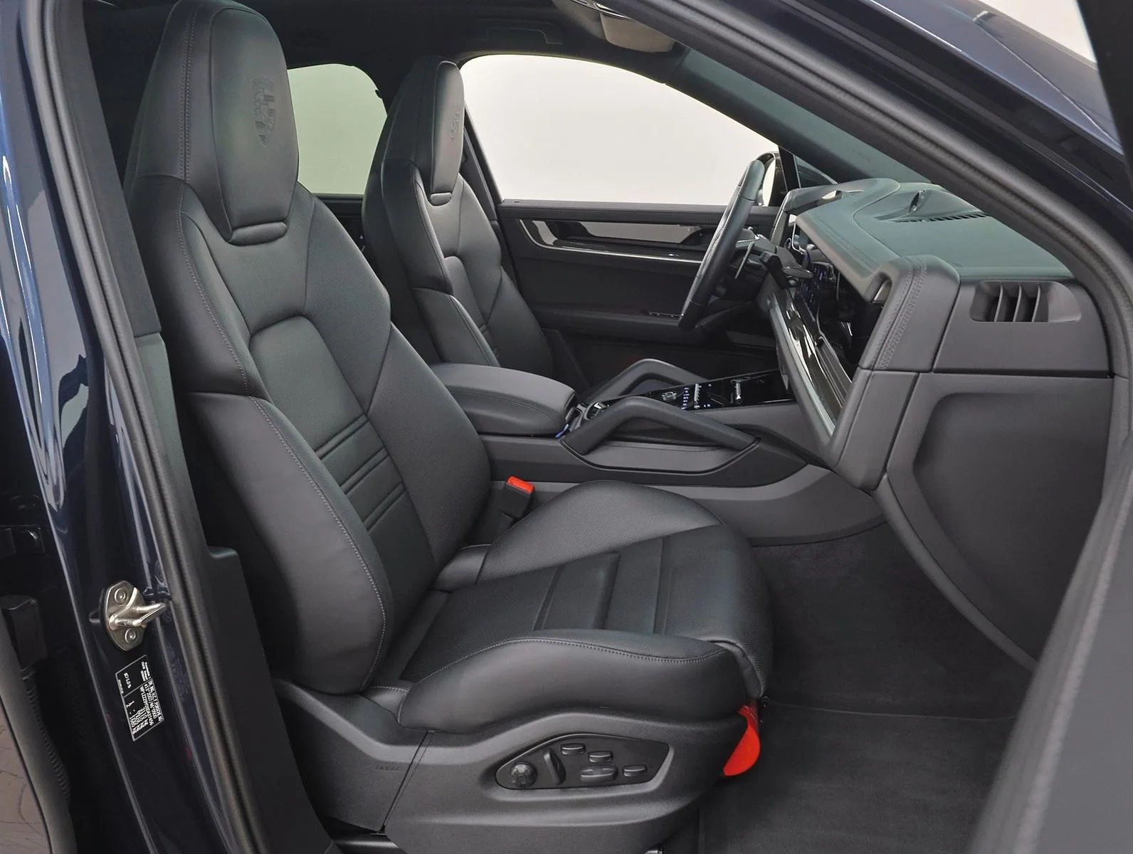 2025 Porsche Cayenne E-Hybrid Coupé, 30/30