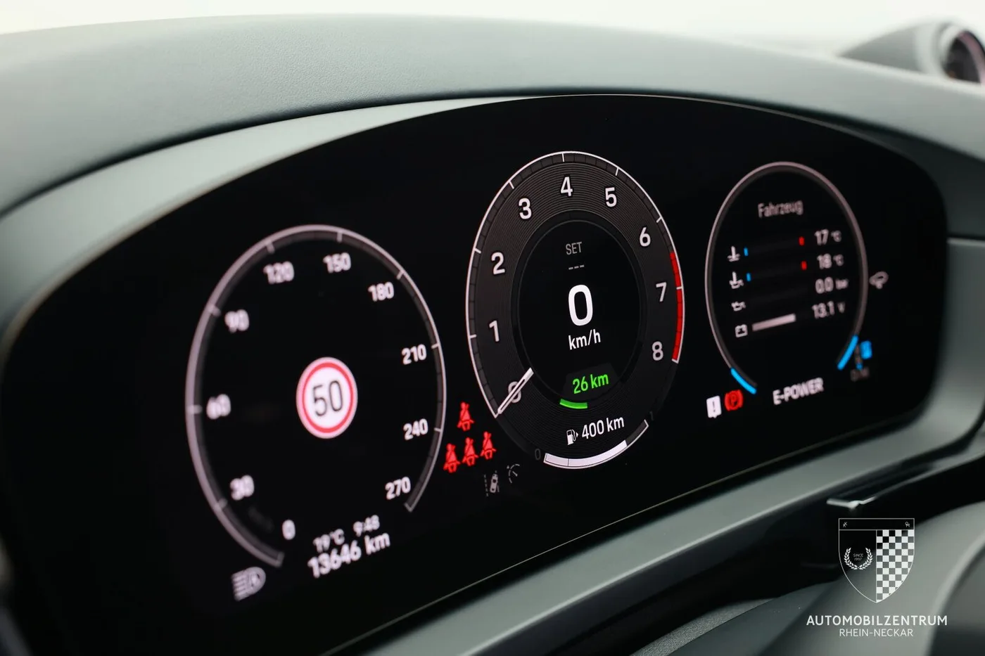 2025 Porsche Cayenne E-Hybrid proposée par un spécialiste de la supercar à Viernheim, Allemagne, photo 15 sur 25