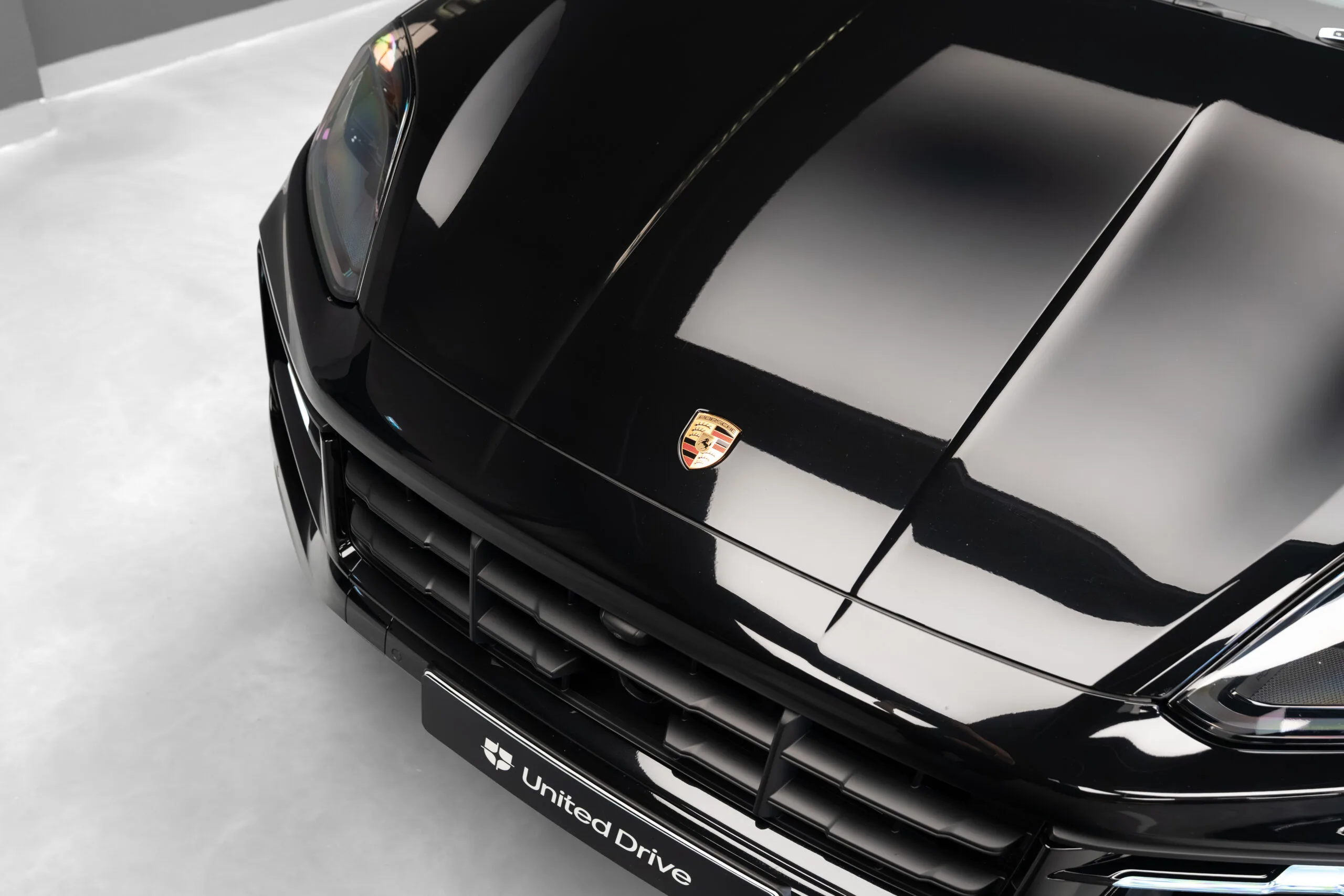 2025 Porsche Cayenne GTS Coupé, 6/30