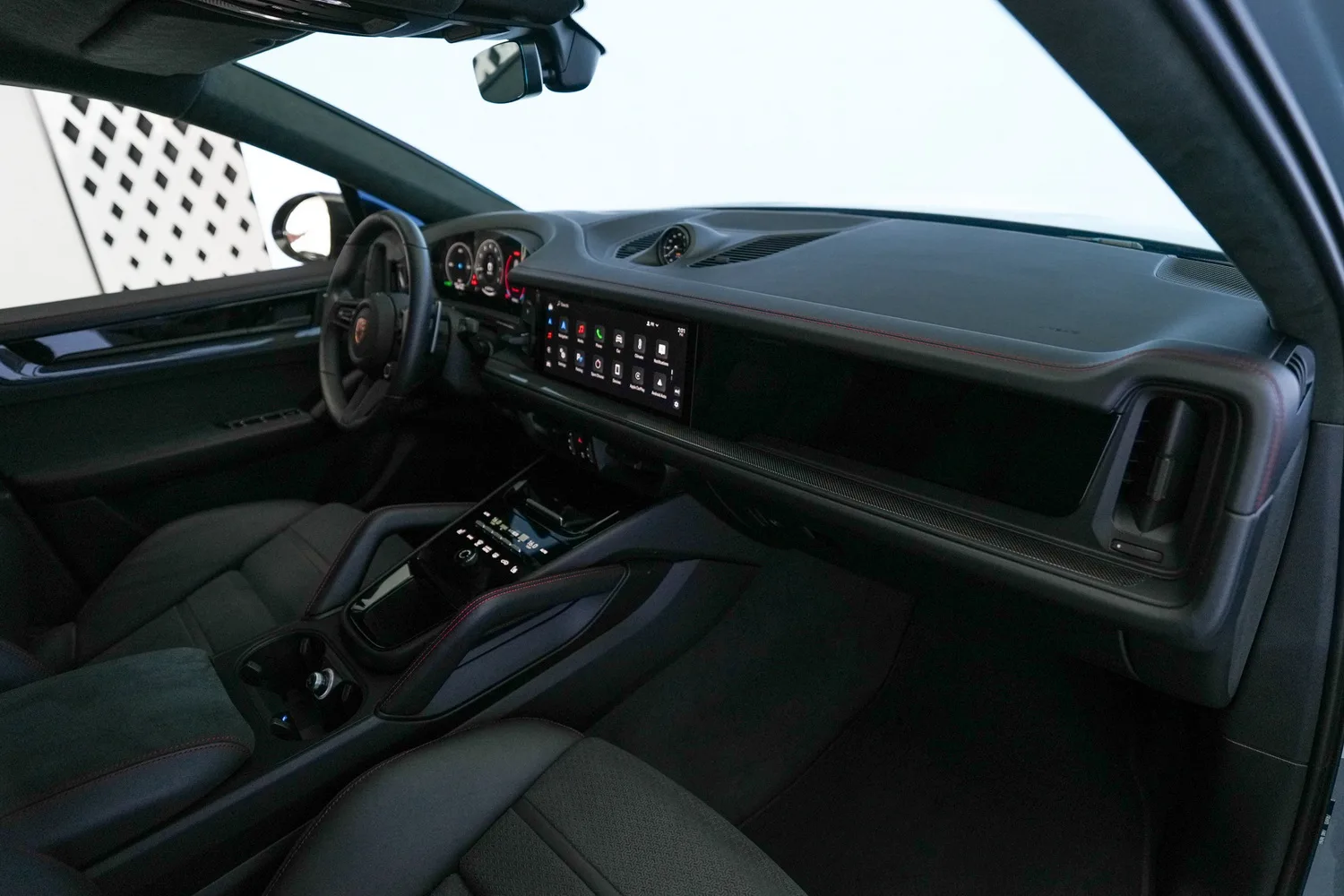 2025 Porsche Cayenne GTS, 12/19