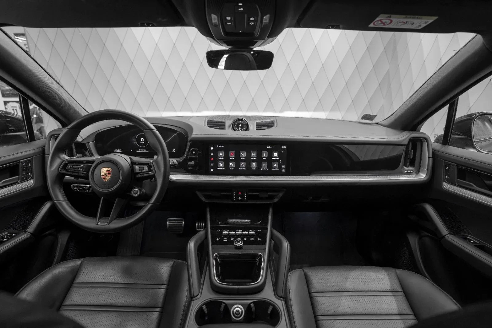 2025 Porsche Cayenne S Coupé, 15/28