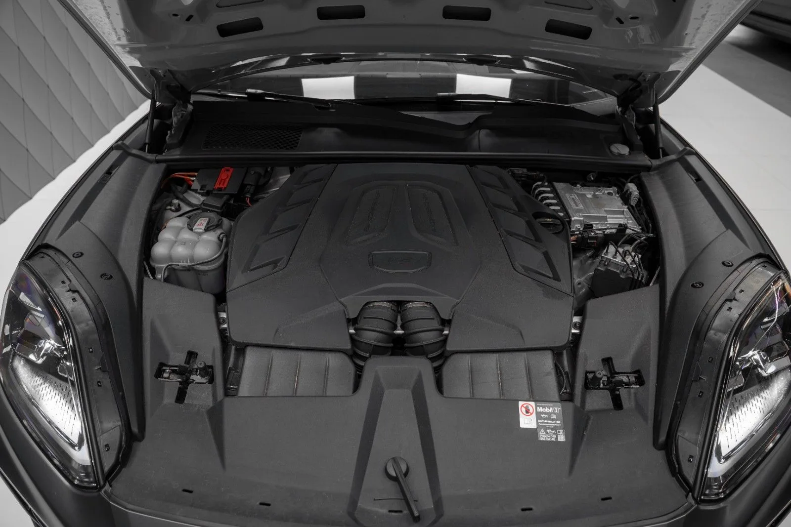2025 Porsche Cayenne S Coupé, 28/28