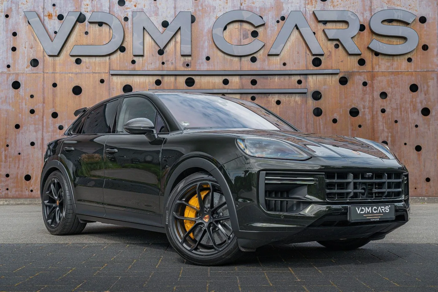 2025 Porsche Cayenne Turbo E-Hybrid, GT package angeboten von einem Supersportwagenhändler in Gronau, Deutschland, Foto 3 von 25