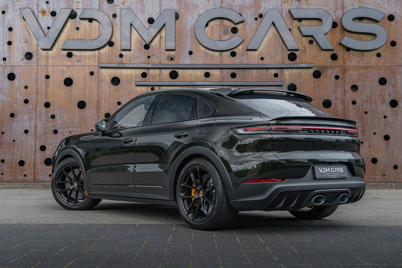 2025 Porsche Cayenne Turbo E-Hybrid, GT package angeboten von einem Supersportwagenhändler in Gronau, Deutschland, Foto 4 von 25