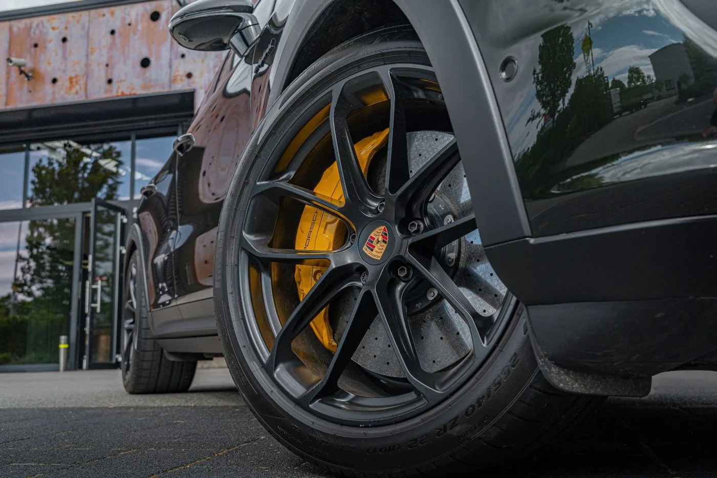 2025 Porsche Cayenne Turbo E-Hybrid, GT package angeboten von einem Supersportwagenhändler in Gronau, Deutschland, Foto 14 von 25