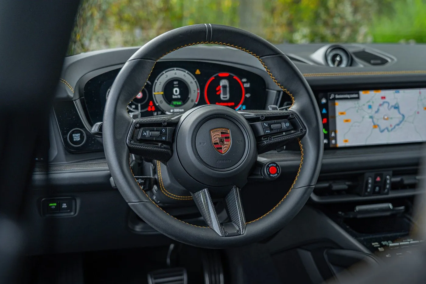 2025 Porsche Cayenne Turbo E-Hybrid, GT package angeboten von einem Supersportwagenhändler in Gronau, Deutschland, Foto 20 von 25