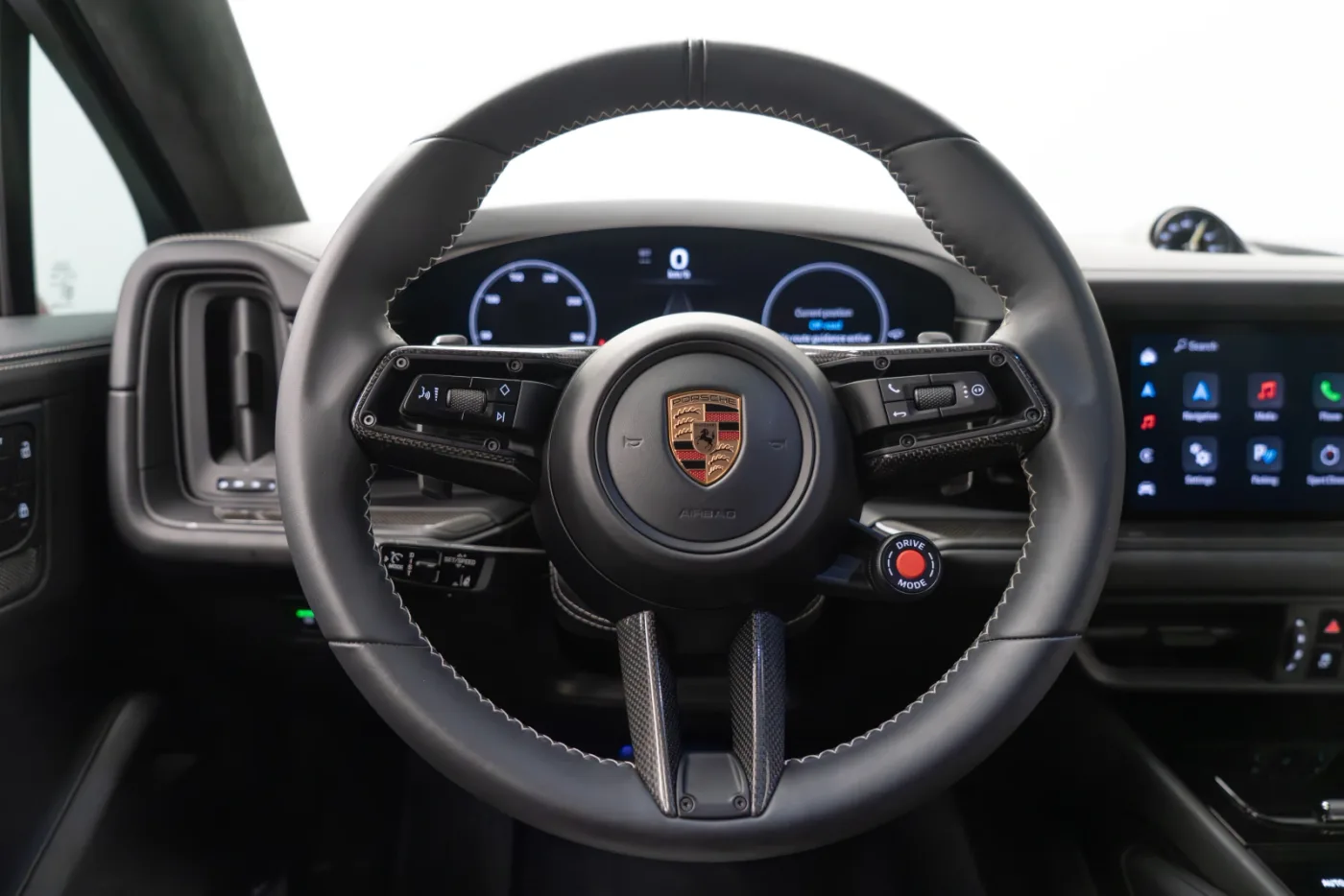 2025 Porsche Cayenne Turbo GT offered by a specialist dealer in Dubai, United Arab Emirates, photo 10 of 10