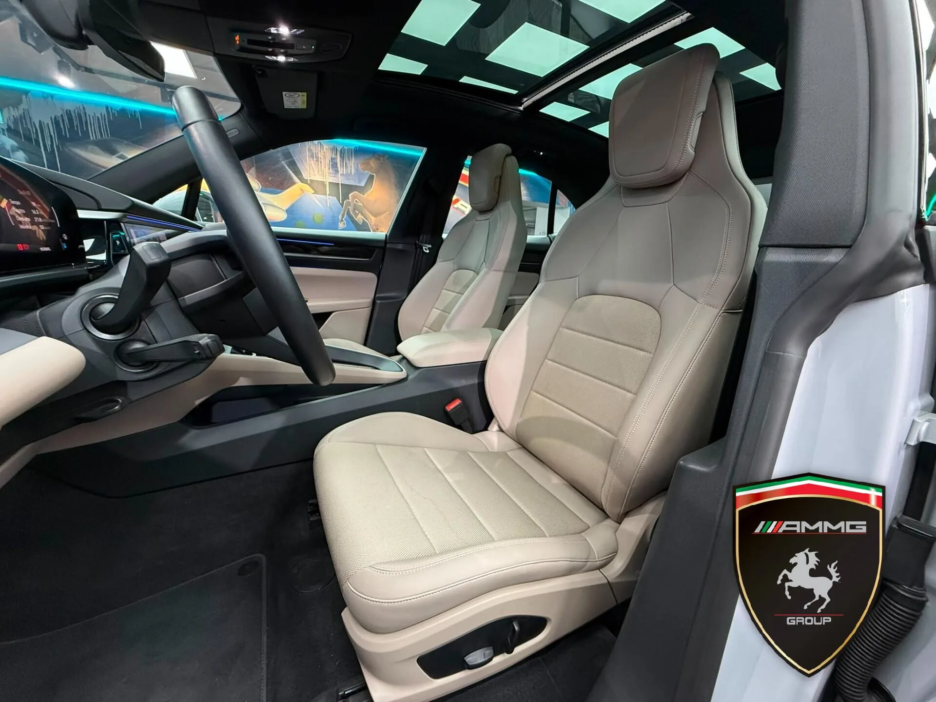 2025 Porsche Macan 4, 9/15