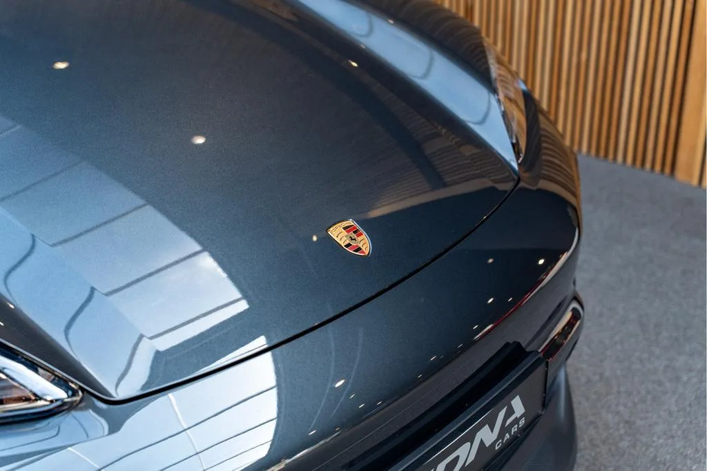2025 Porsche Macan 4S, 15/30