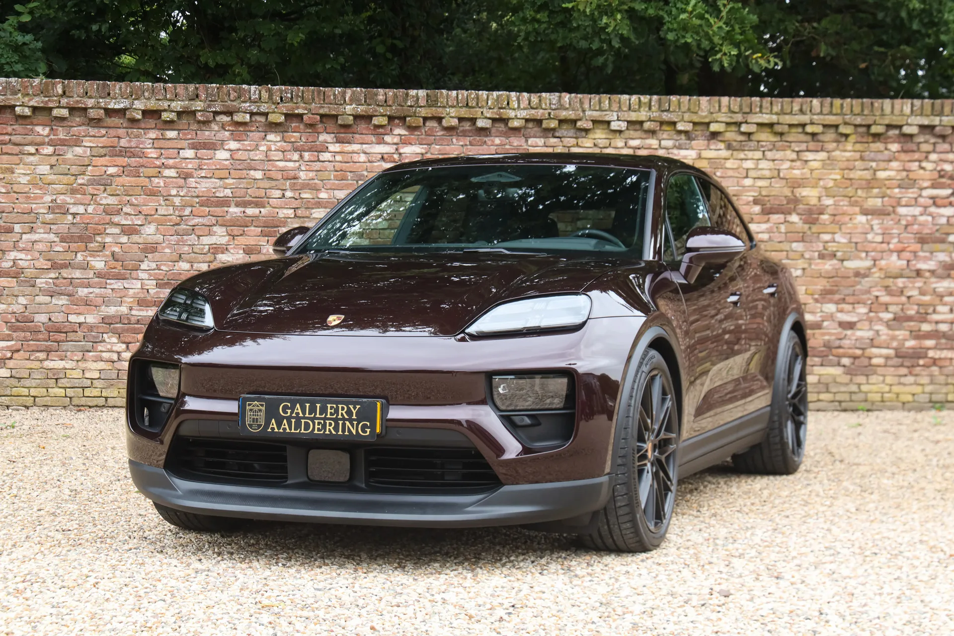 2025 Porsche Macan 4S Electric offered by a specialist dealer in Brummen, Netherlands, main photo