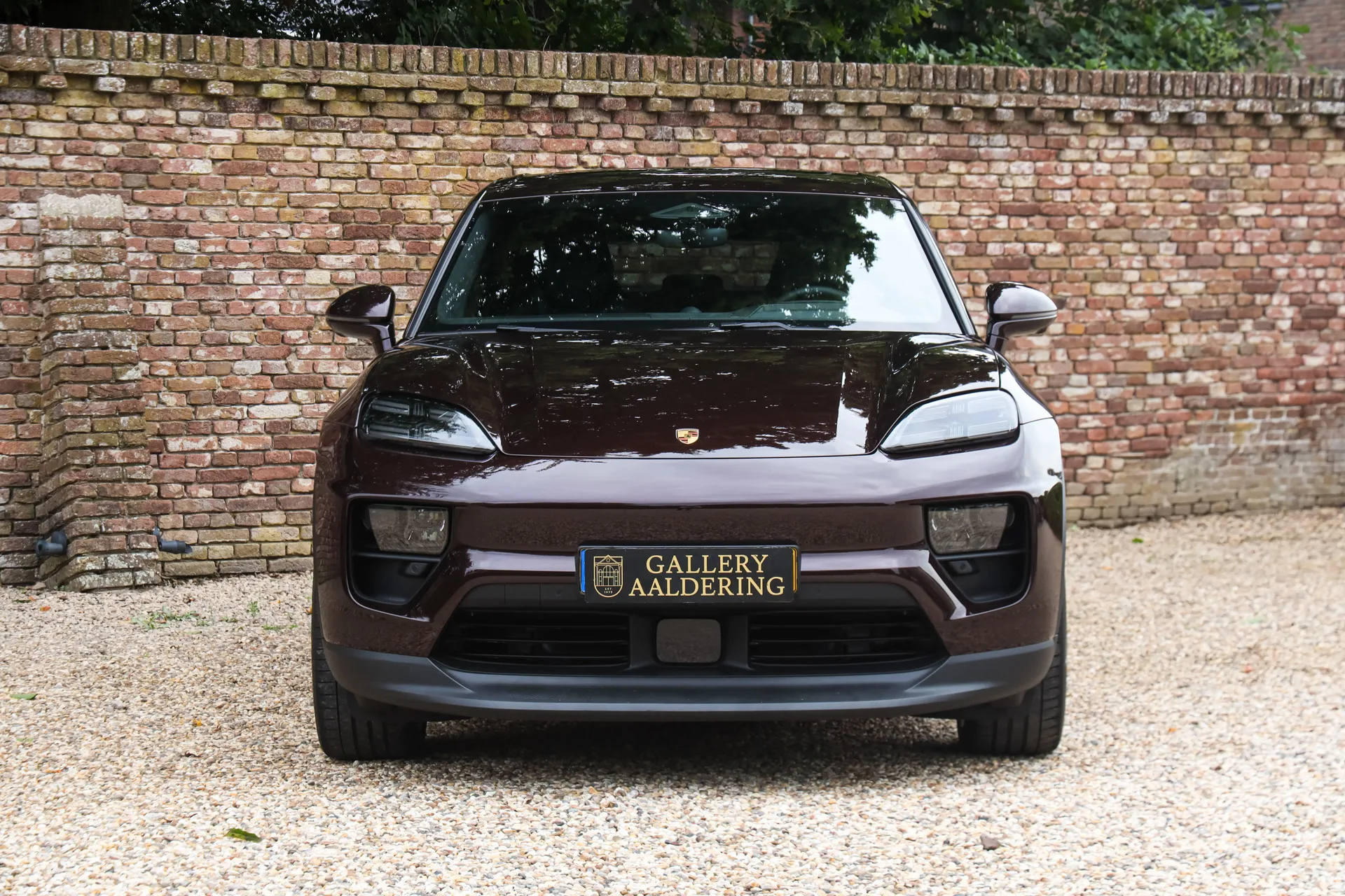 2025 Porsche Macan 4S Electric, 6/30