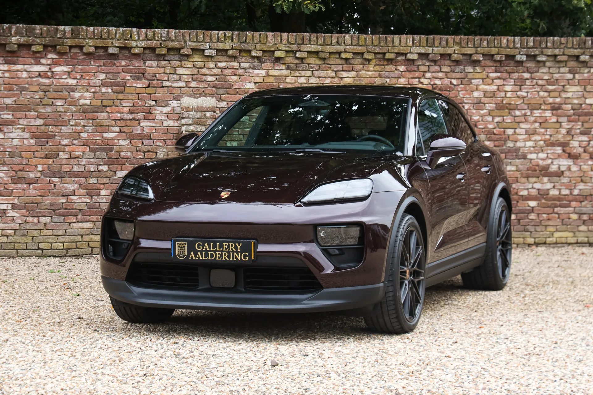 2025 Porsche Macan 4S Electric, 11/30