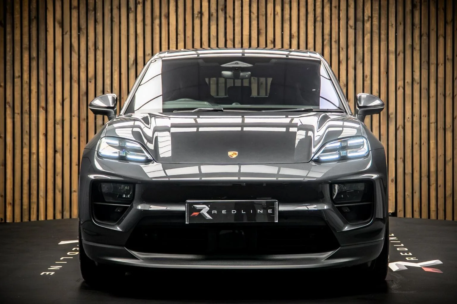 2025 Porsche Macan 4S, 5/30