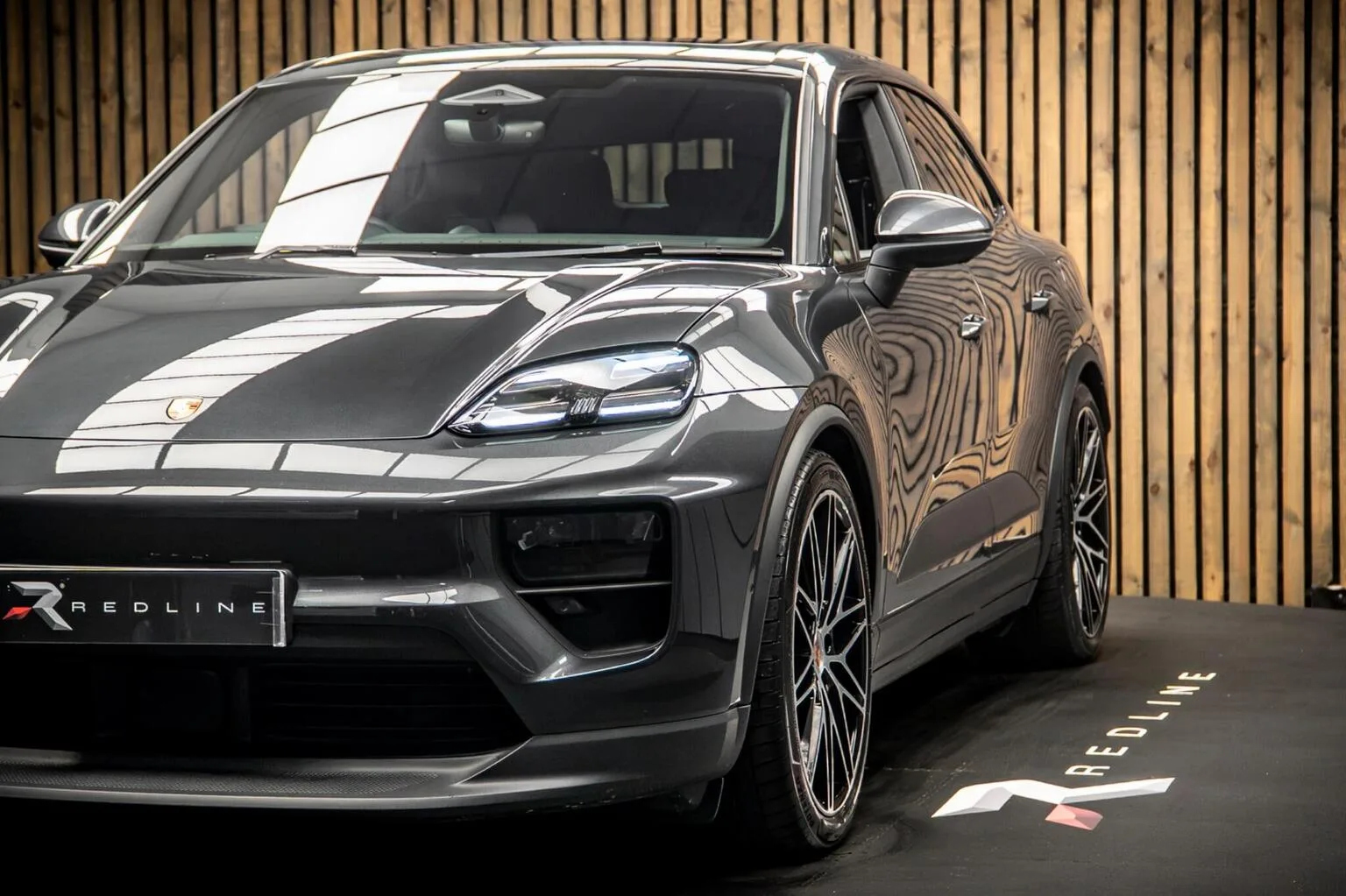 2025 Porsche Macan 4S, 12/30