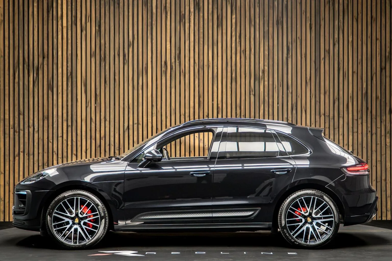 2025 Porsche Macan S, 7/30