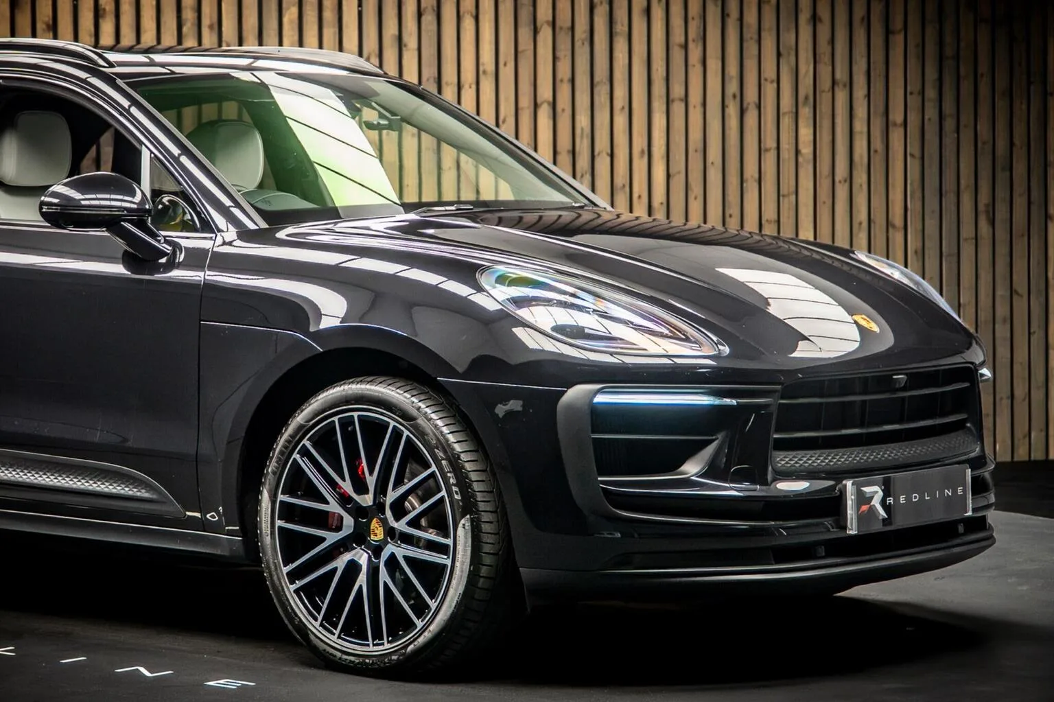 2025 Porsche Macan S, 9/30