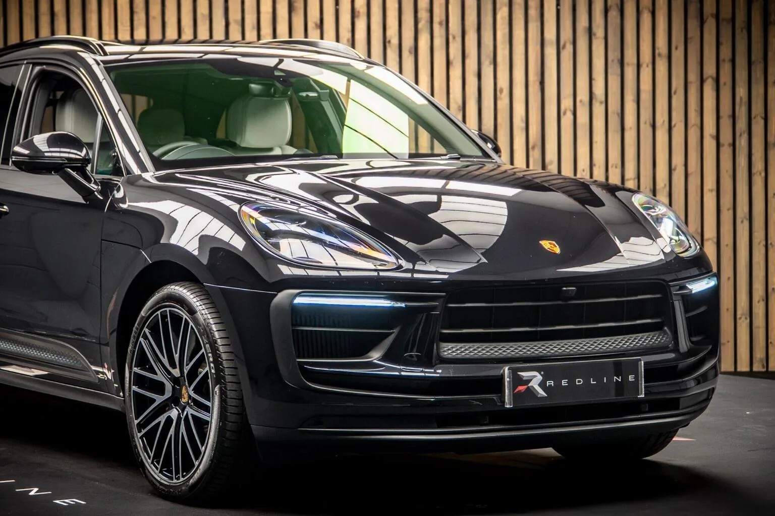 2025 Porsche Macan S, 11/30