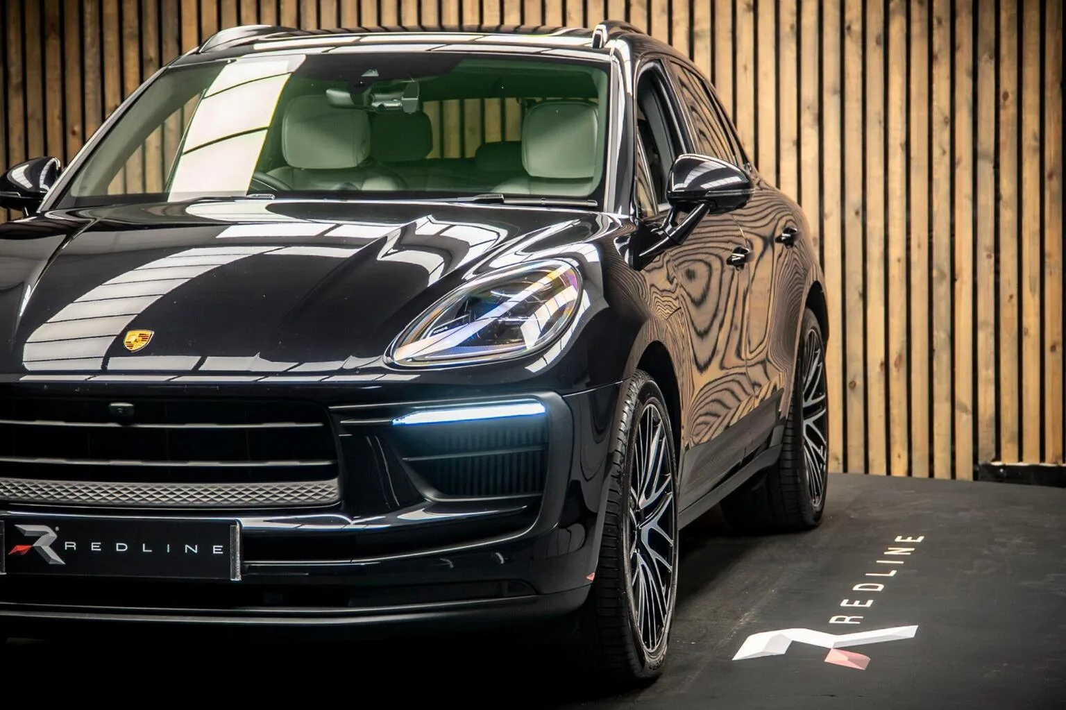 2025 Porsche Macan S, 12/30