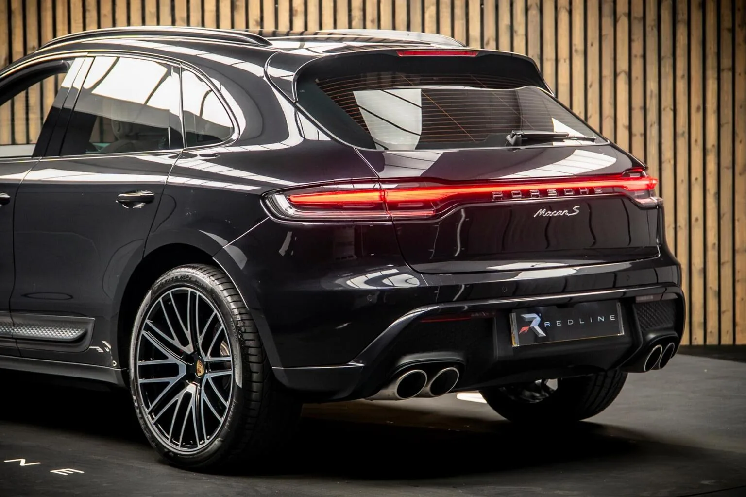 2025 Porsche Macan S, 19/30