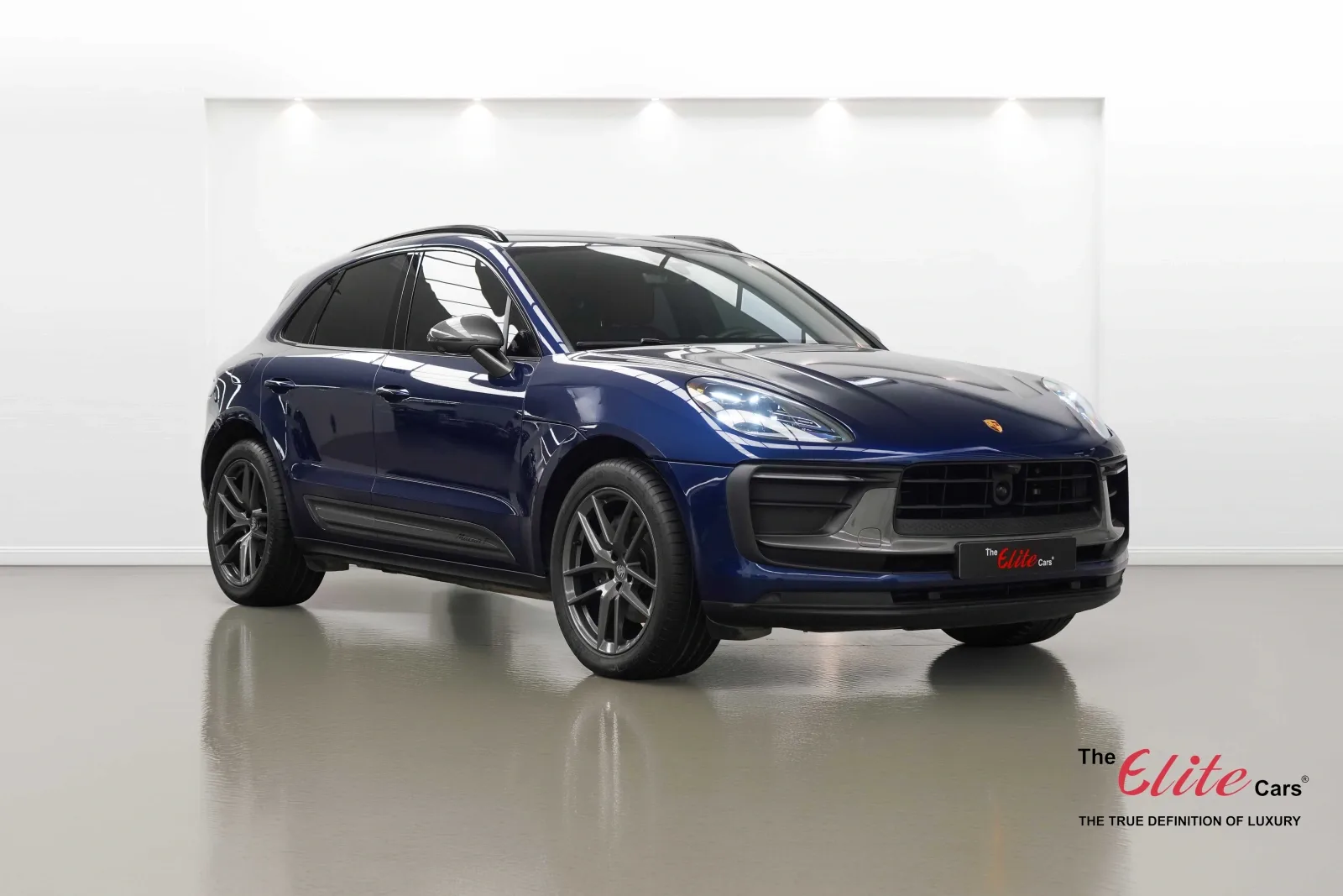 2025 Porsche Macan T offered by a specialist dealer in Dubai, United Arab Emirates, main photo