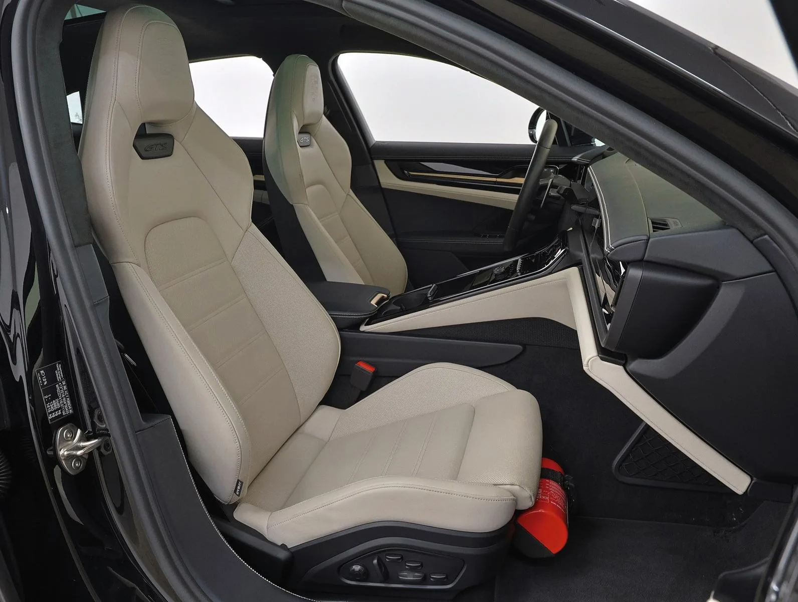 2025 Porsche Panamera GTS, 23/29
