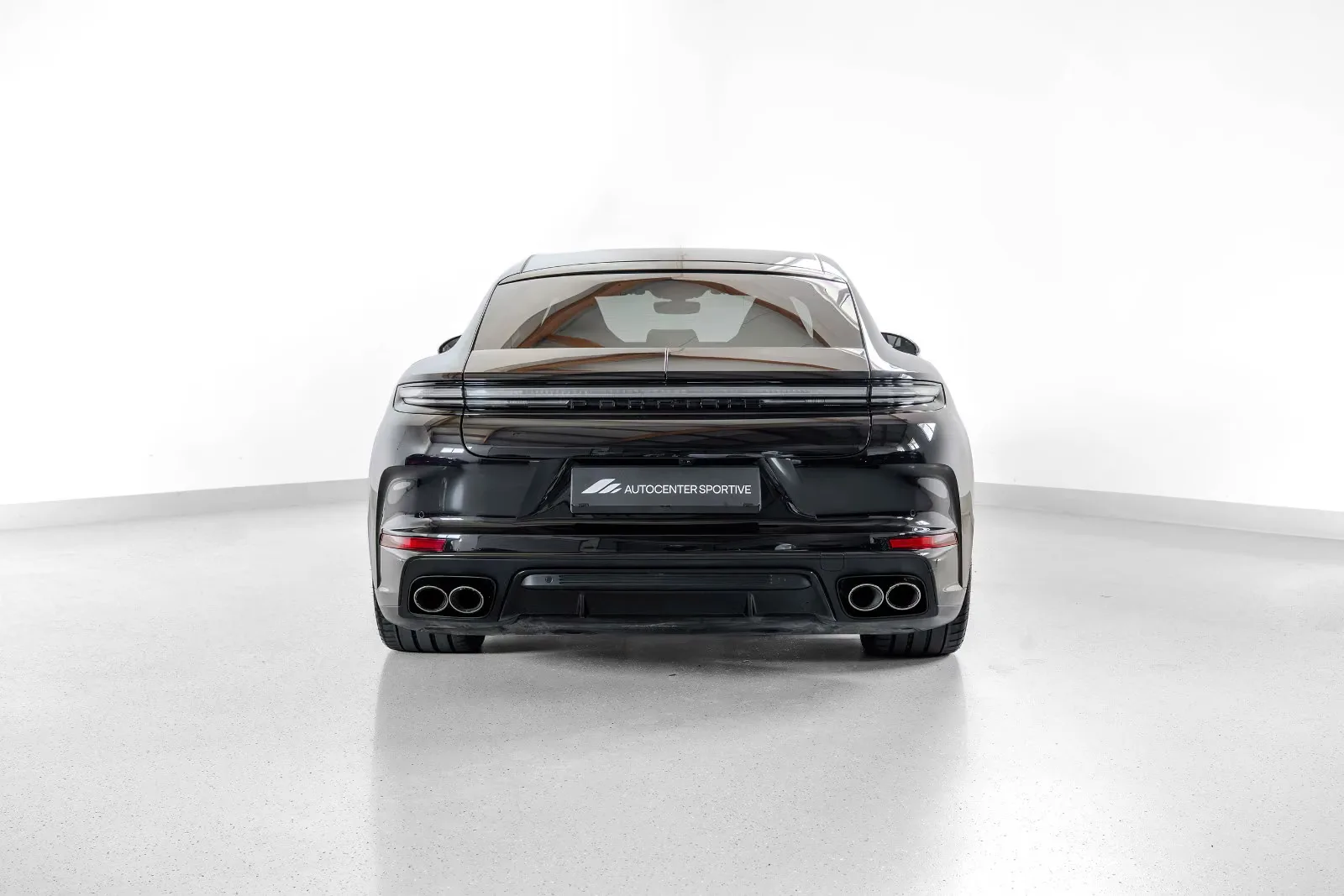 2025 Porsche Panamera Turbo S E-Hybrid, 5/30