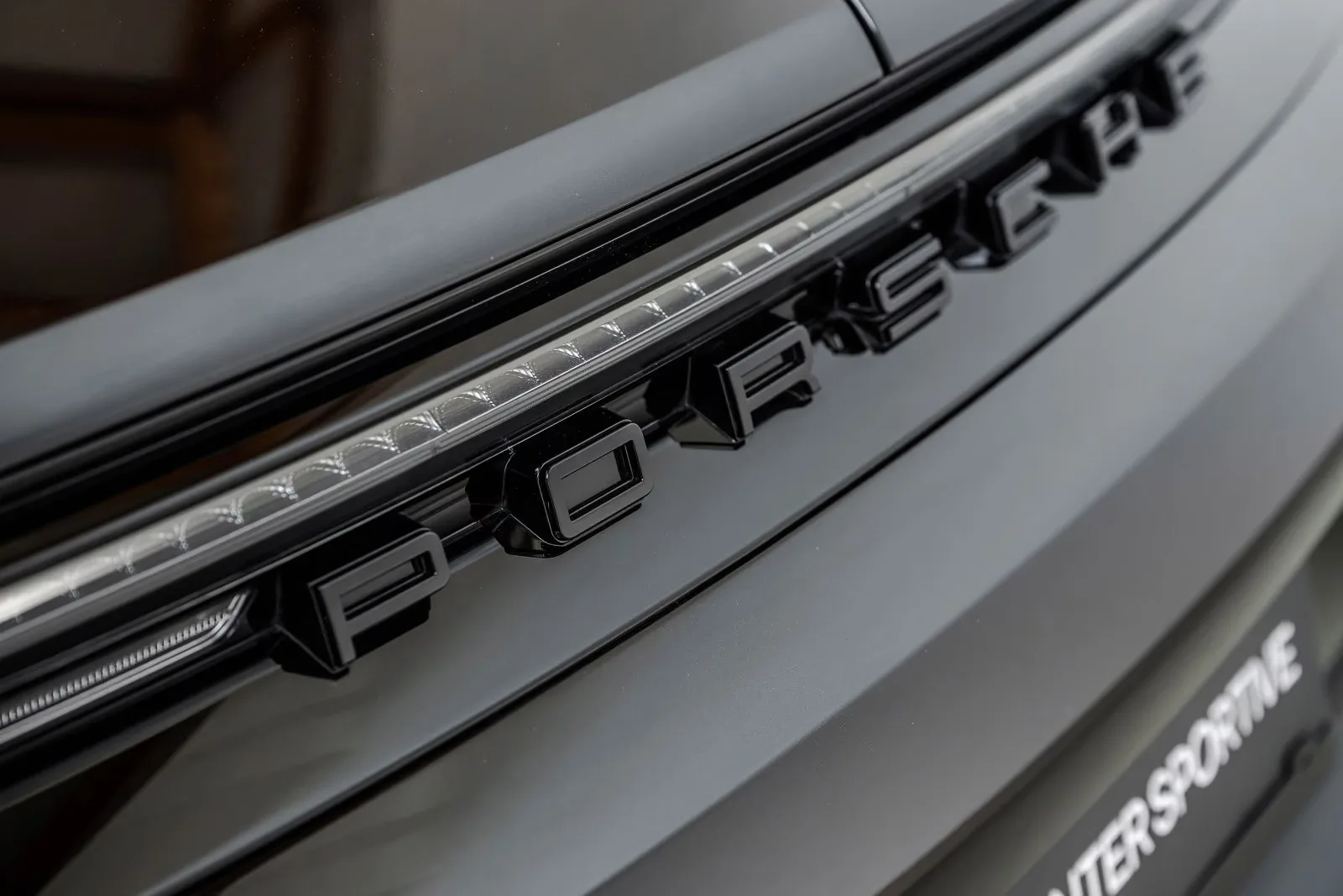 2025 Porsche Panamera Turbo S E-Hybrid, 11/30