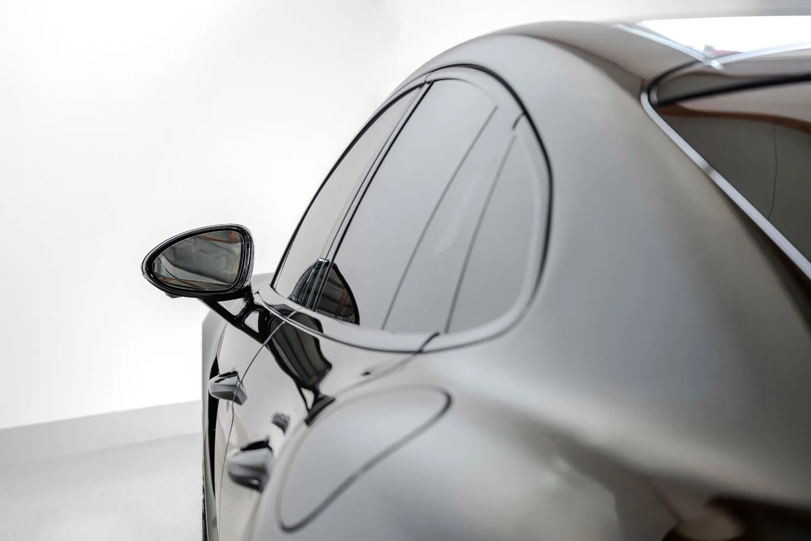 2025 Porsche Panamera Turbo S E-Hybrid, 15/30