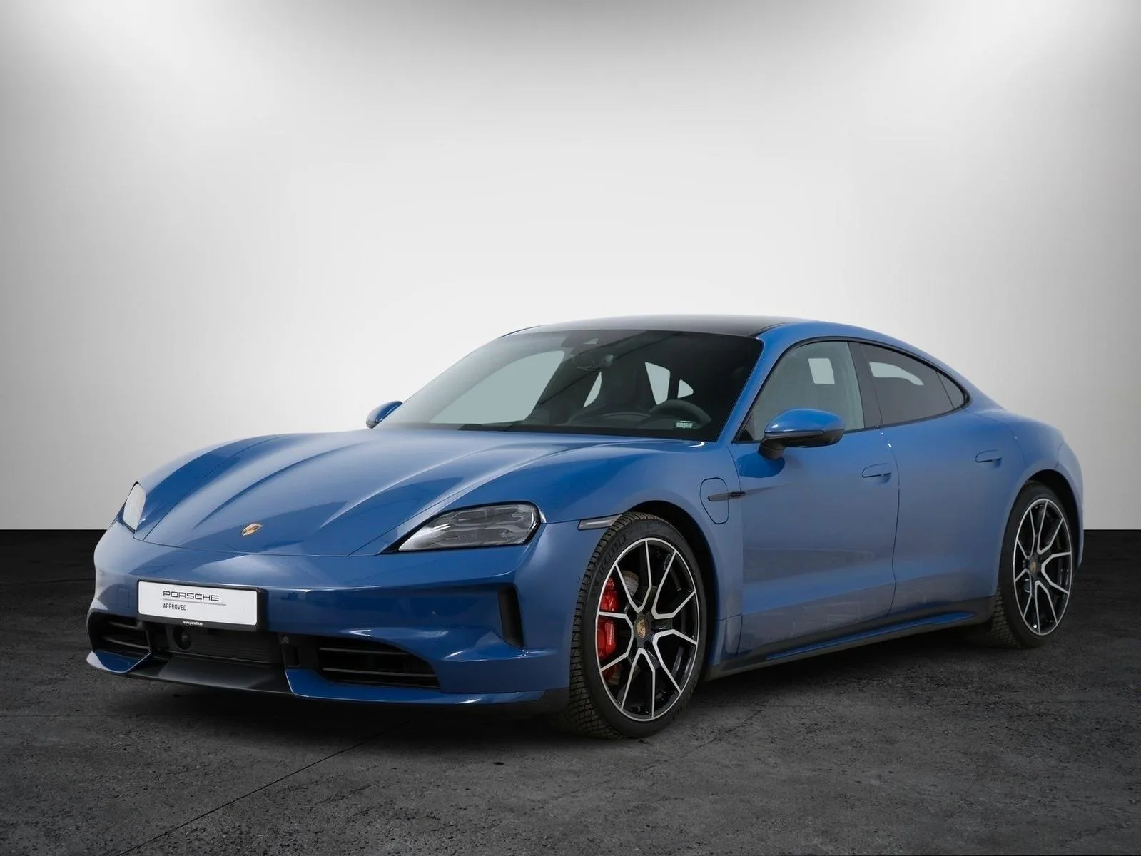 2025 Porsche Taycan 4S angeboten von einem Fachhändler in Tallinn, Estland, Hauptfoto