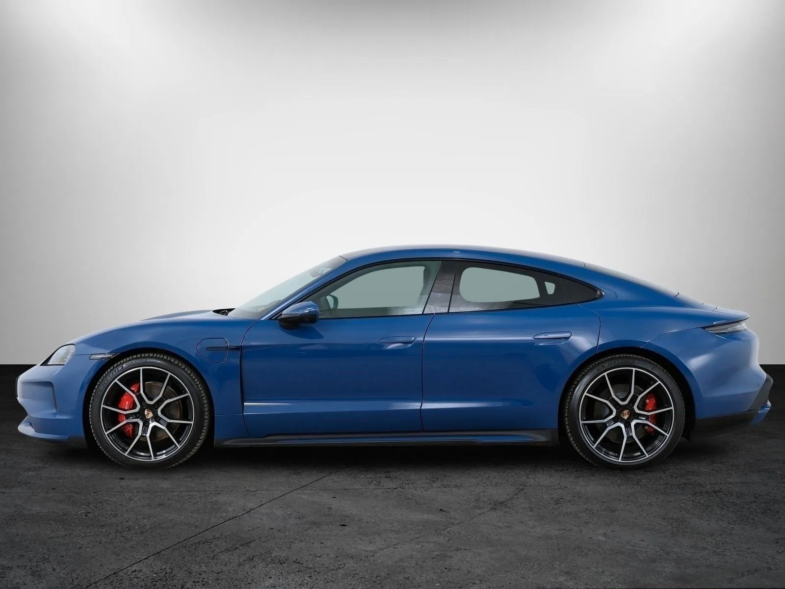 2025 Porsche Taycan 4S, 7/22