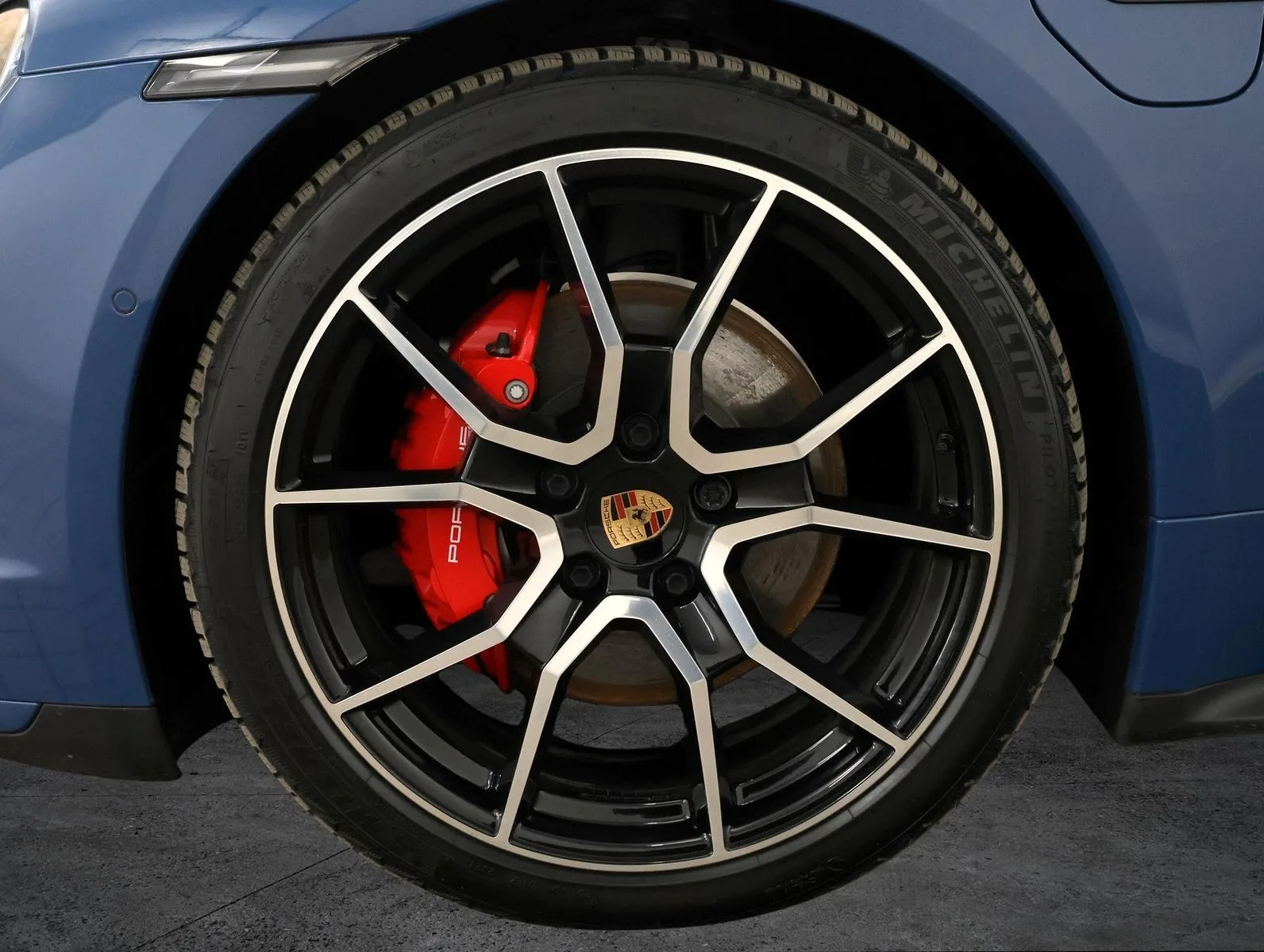 2025 Porsche Taycan 4S, 22/22