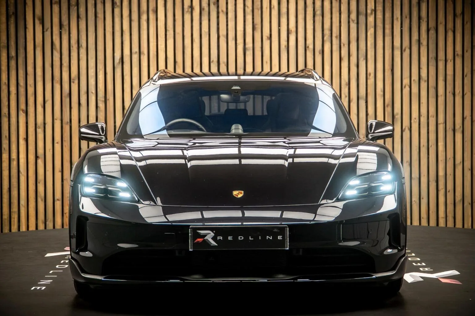2025 Porsche Taycan Cross Turismo 4S, 6/30