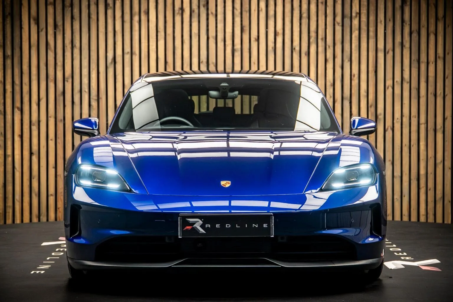 2025 Porsche Taycan Sport Turismo, 4/30