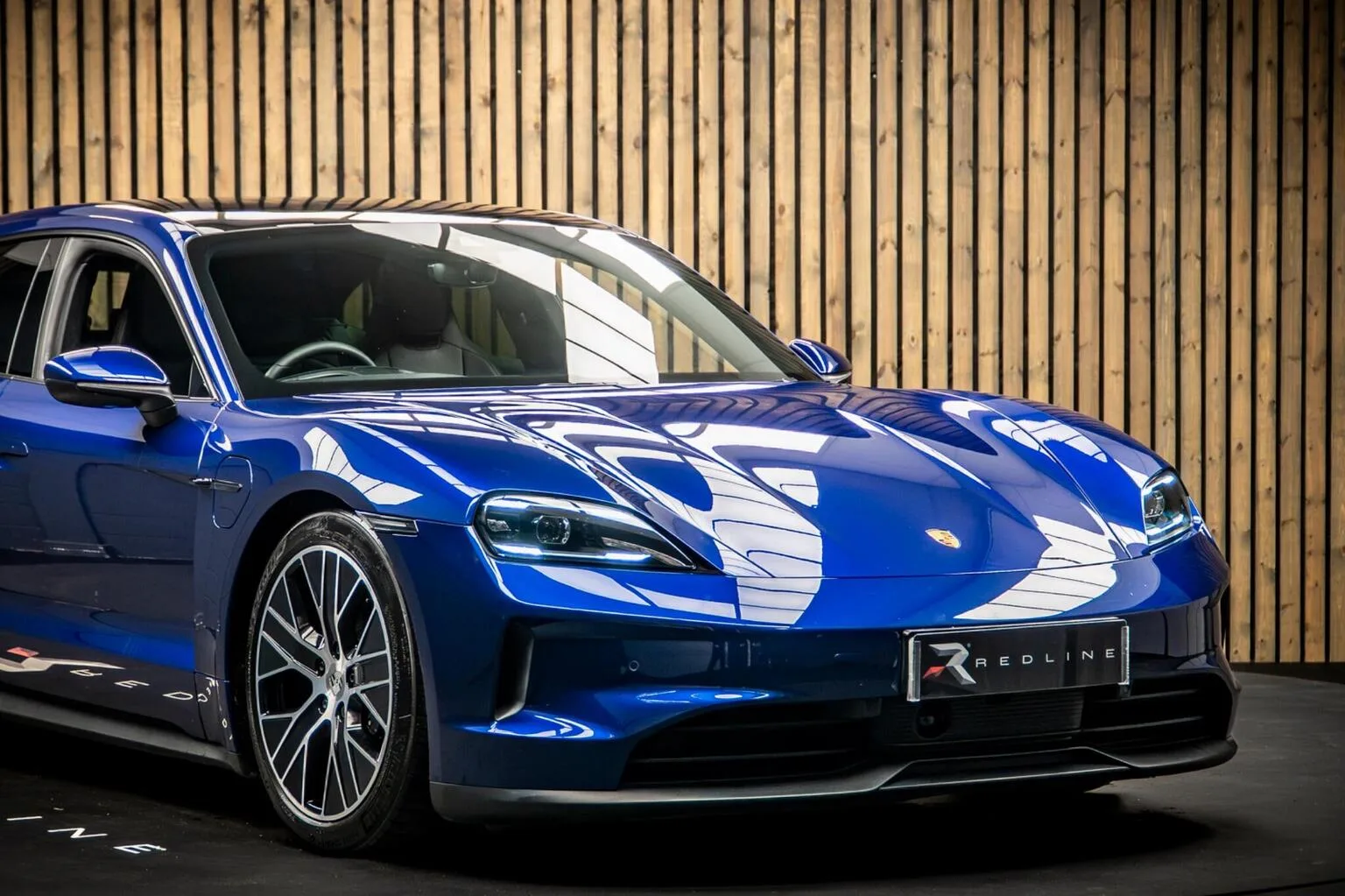 2025 Porsche Taycan Sport Turismo, 11/30